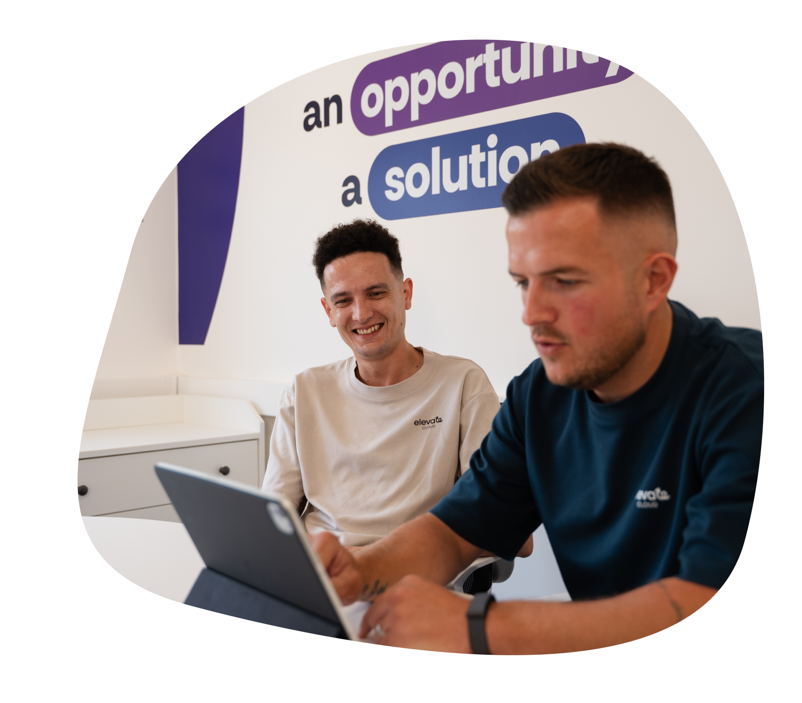 Connectivity solutions tailored by our expert team